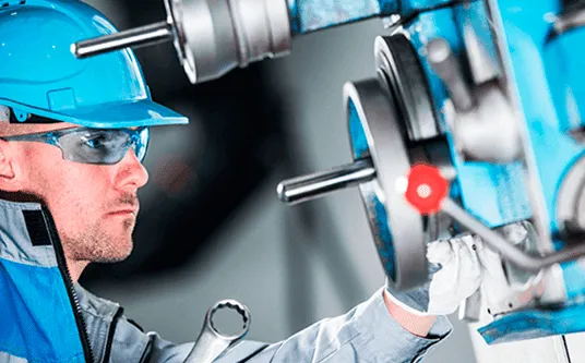 Servicios de mantenimiento mecanico e hidraúlico industrial